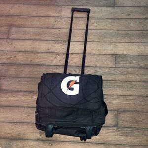 Gatorade Black Rolling Cooler Bag Carry-On Size - Wheeled Duffel
